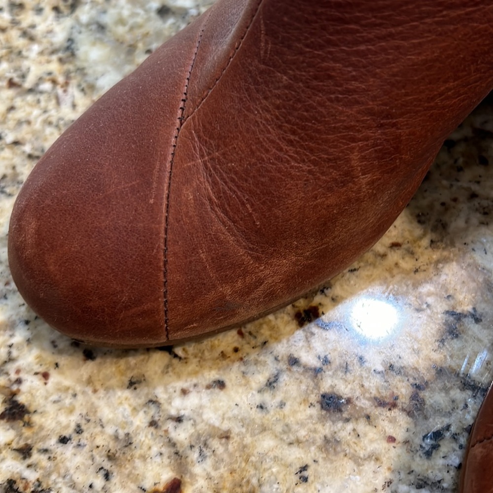Tom’s booties - Picture 5 of 6
